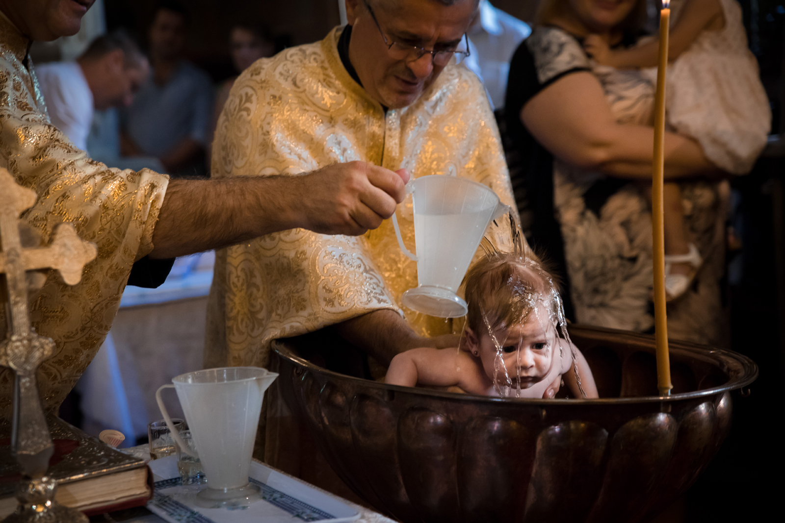 Foto botez biserica kretzulescu048